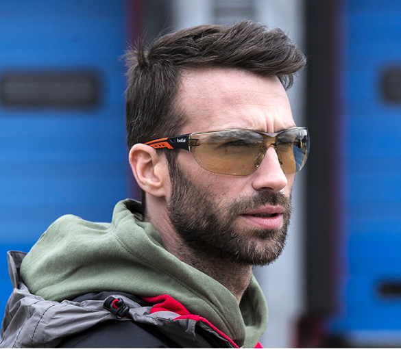 การเลือกสีเลนส์แว่นตาเซฟตี้ 👓 ให้เหมาะกับการทำงานของคุณ 💯