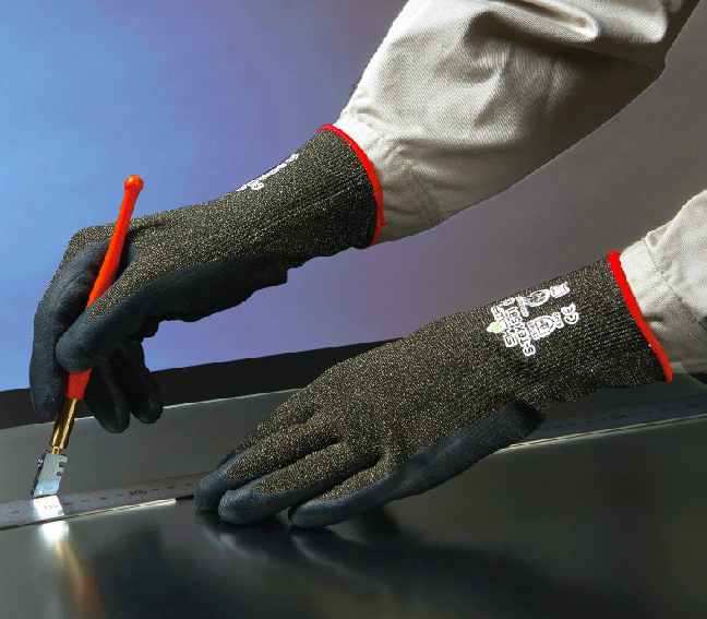 มาทำความรู้จักถุงมือกันบาดมาตรฐาน EN388 กันเถอะ