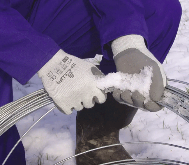 เทียบถุงมือกันความเย็นยอดนิยม รุ่นไหนเหมาะกับงานของคุณ