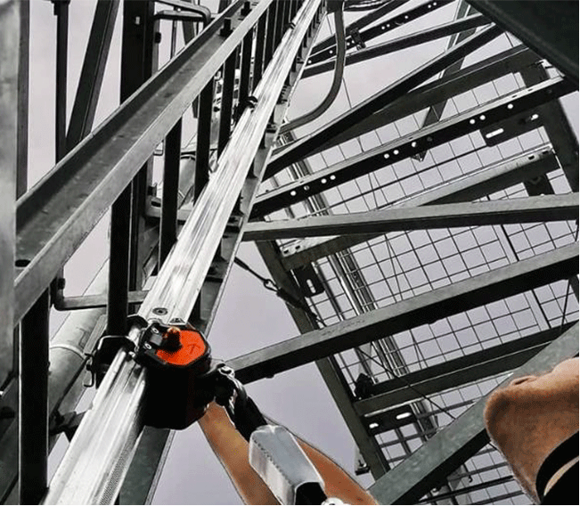 การเลือกอุปกรณ์ทำงานบนที่สูง