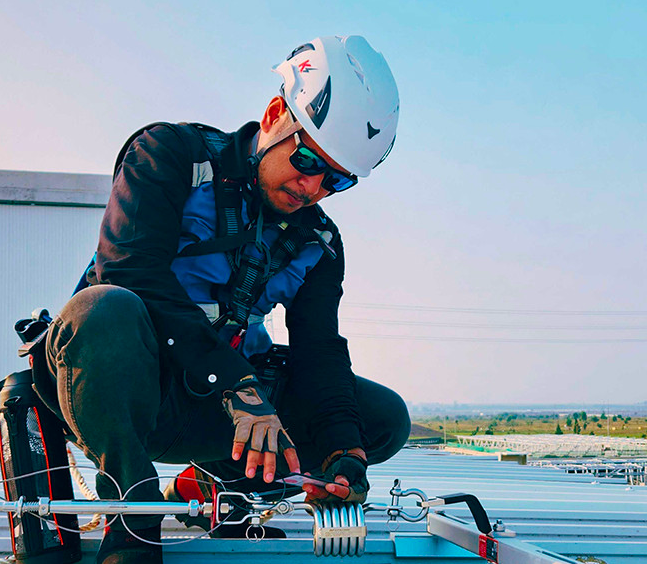 ความแตกต่างของหมวกนิรภัยทั่วไป กับหมวกนิรภัยงานที่สูง