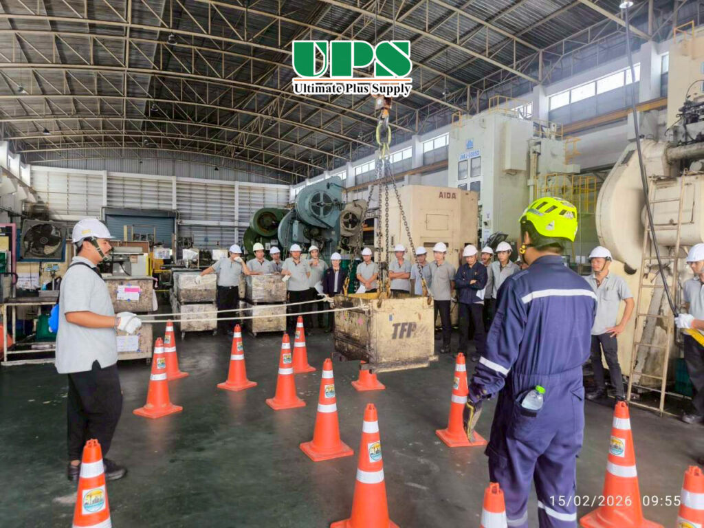 การอบรมความปลอดภัยในการทำงานปั้นจั่นเหนือศรีษะ