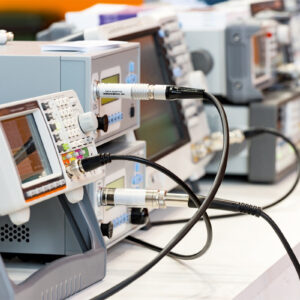 Calibration of automatic heart twitching machines (AED)